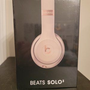 Beats by Dr. Dre Solo3 Wireless Headphones Satin Gold-BRAND NEW SEAL